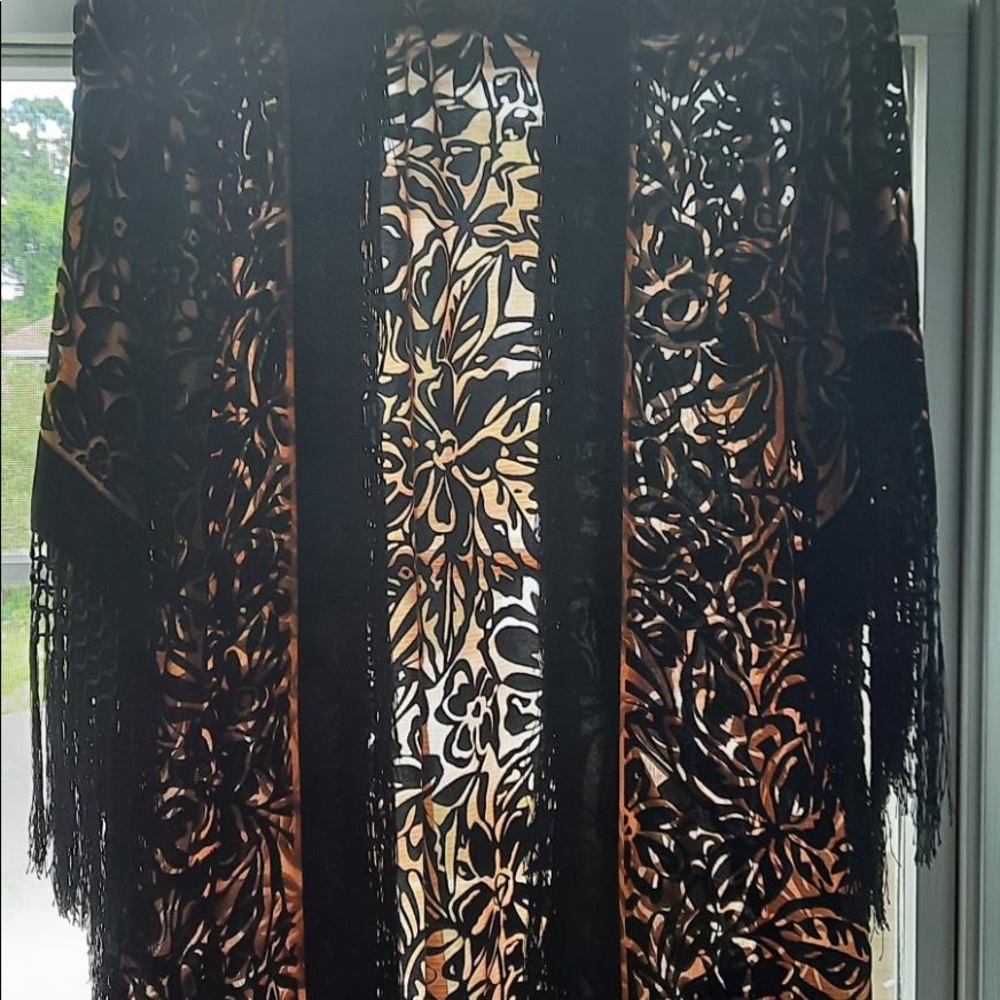 Coverup - Picture 3 of 3